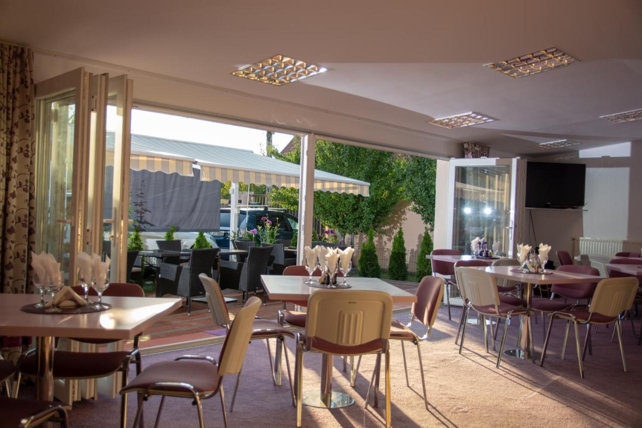 Iris Boutique Therme & Bucharest Otopeni Airport Kültér fotó
